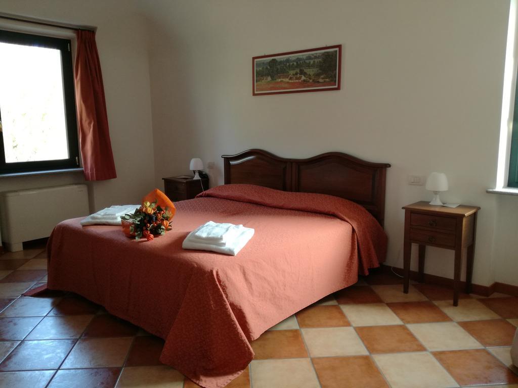 罗坎达德尔阿泽特酒店 San Salvatore Monferrato 外观 照片