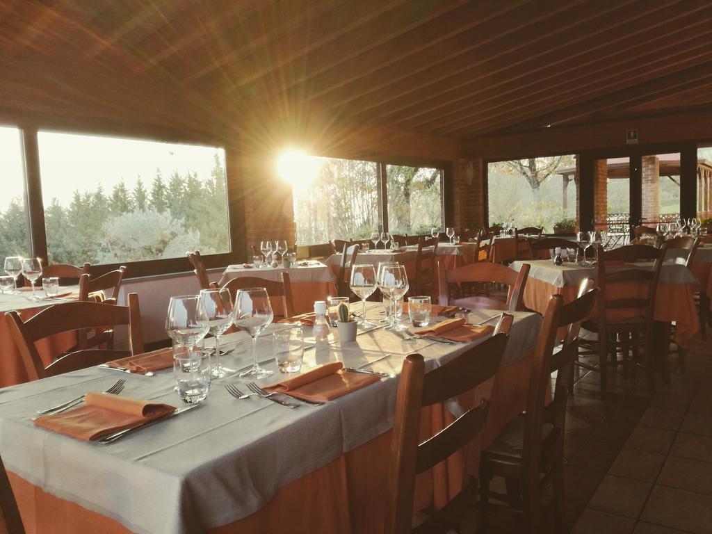 罗坎达德尔阿泽特酒店 San Salvatore Monferrato 外观 照片