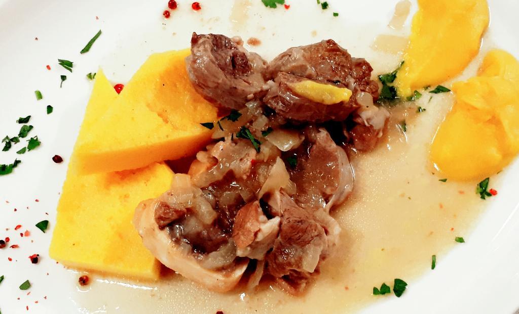 罗坎达德尔阿泽特酒店 San Salvatore Monferrato 外观 照片