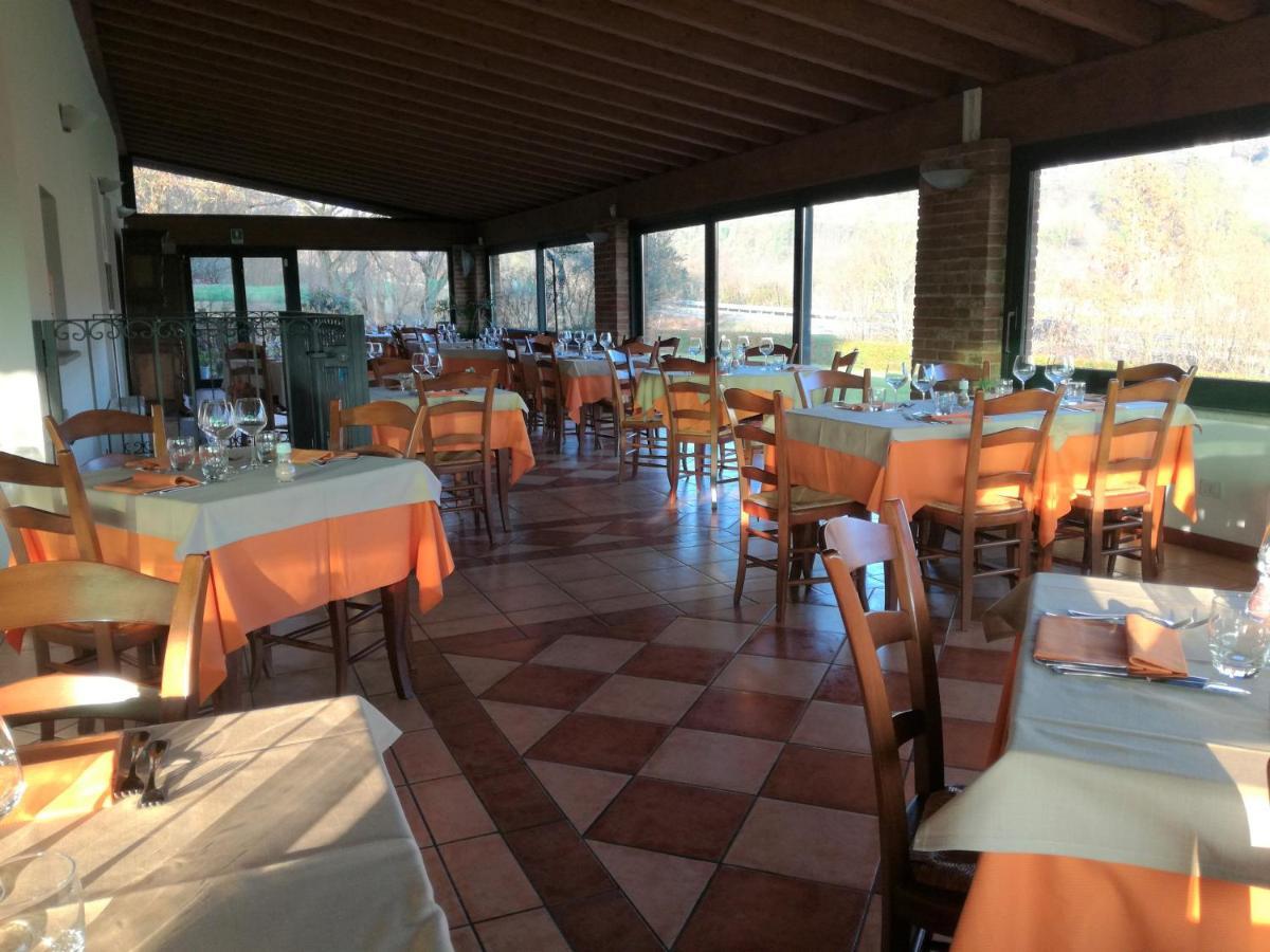 罗坎达德尔阿泽特酒店 San Salvatore Monferrato 外观 照片